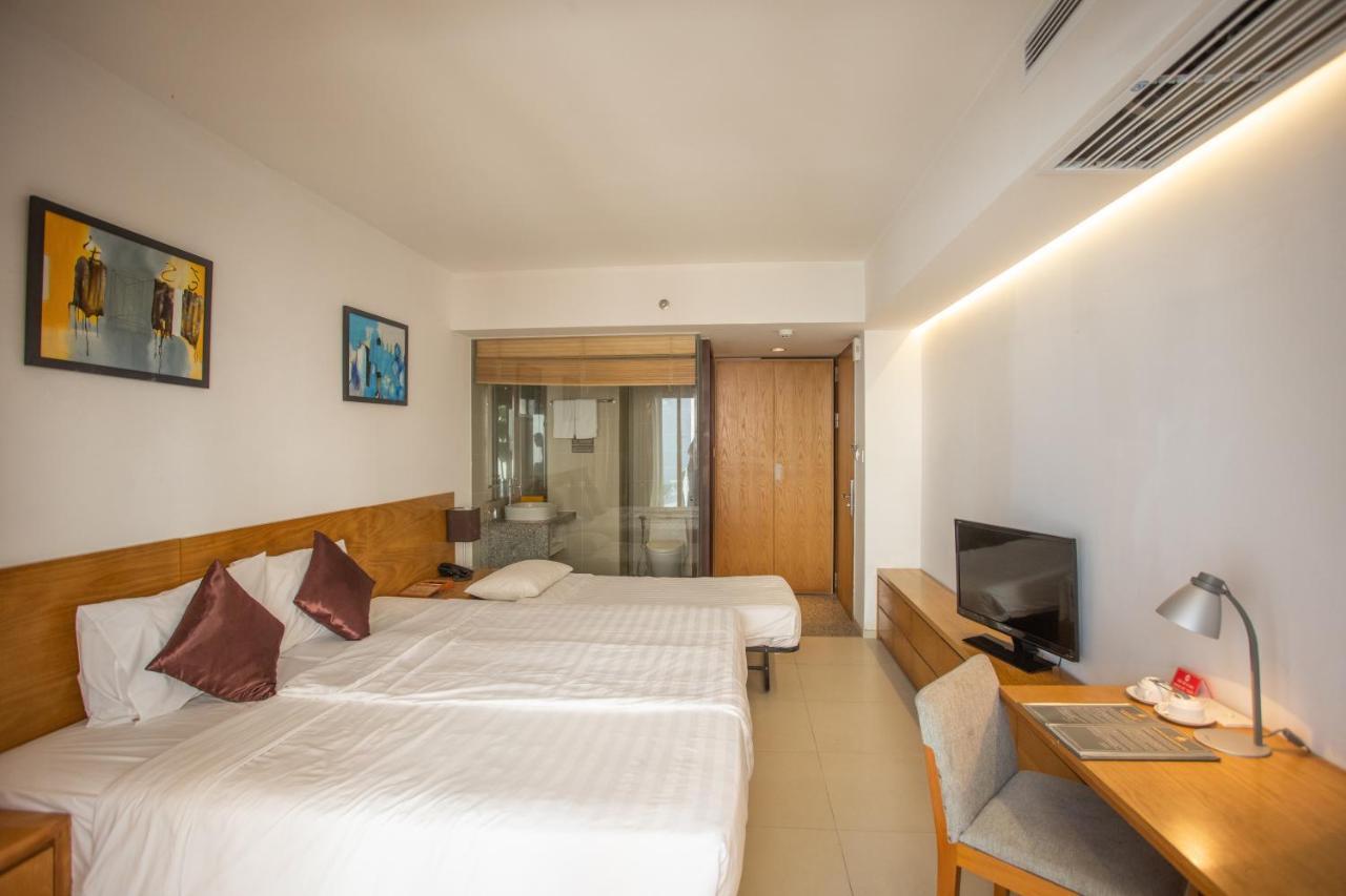 Golden Holiday Hotel Να Τρανγκ Εξωτερικό φωτογραφία